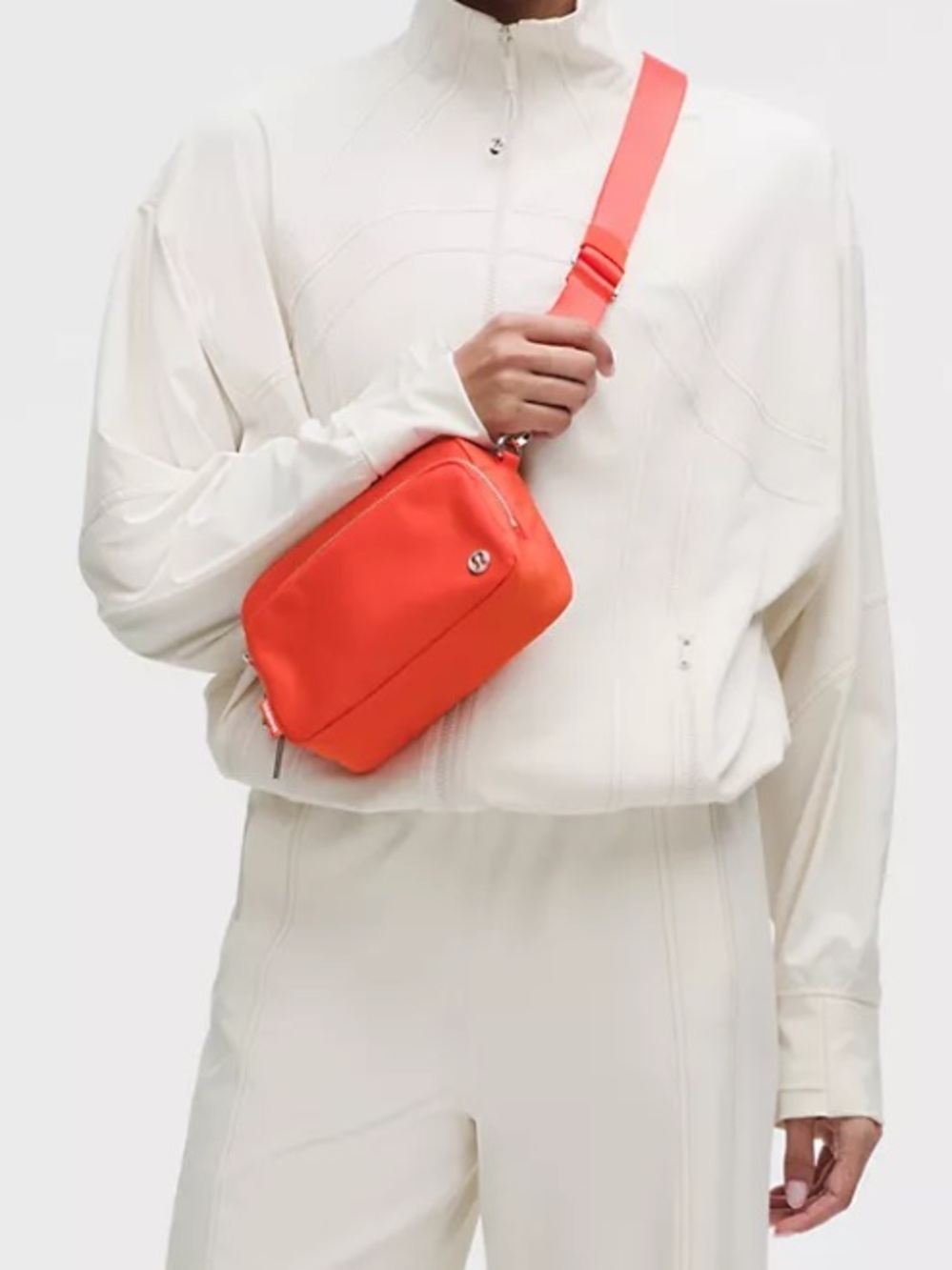 NWT Lululemon Crossbody Camera Bag Cherry Ember 2L